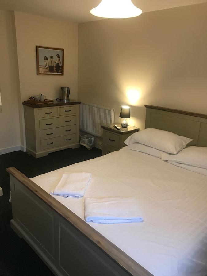 The Dorrington Hotel Халстед Екстериор снимка